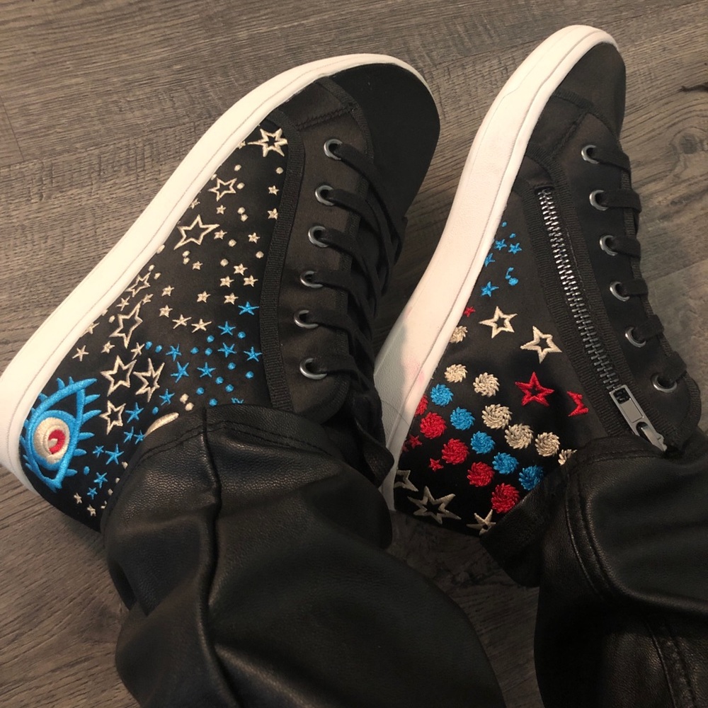 Steve Madden Sneakers